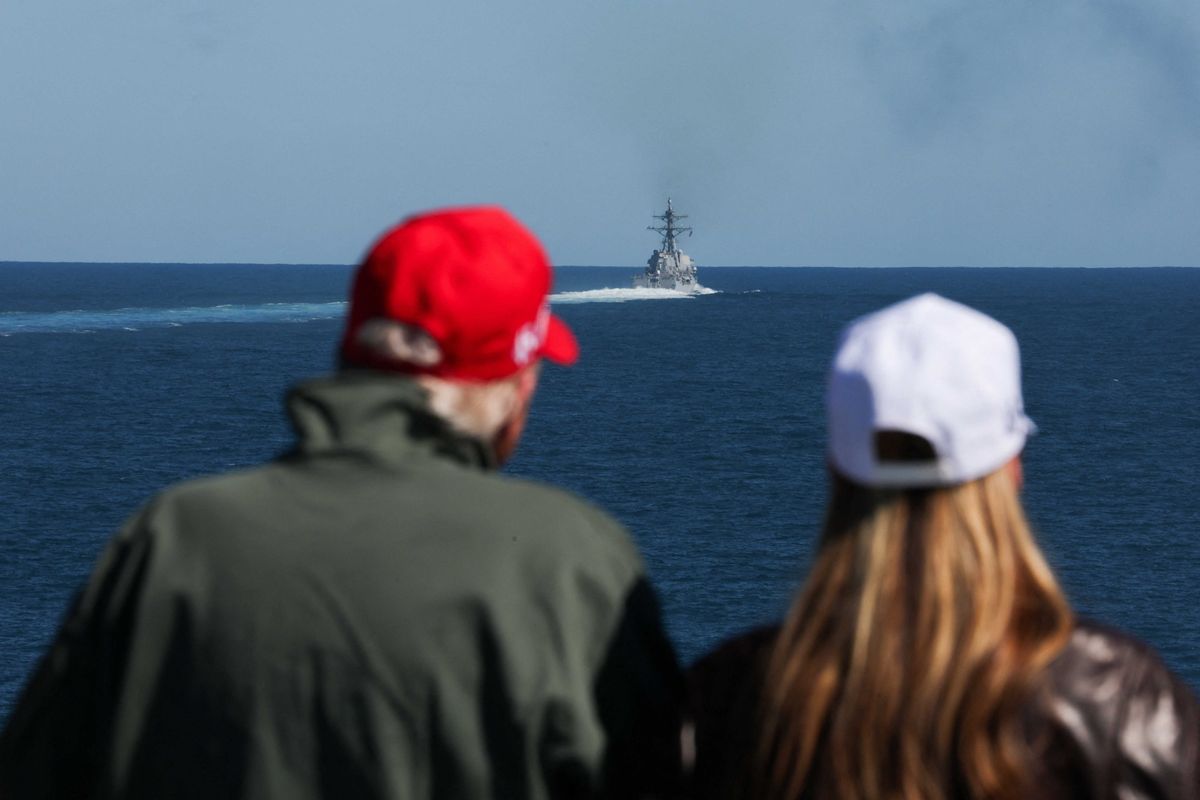 US deploys aircraft carrier to Caribbean in 'strongest sign yet' of military expansion