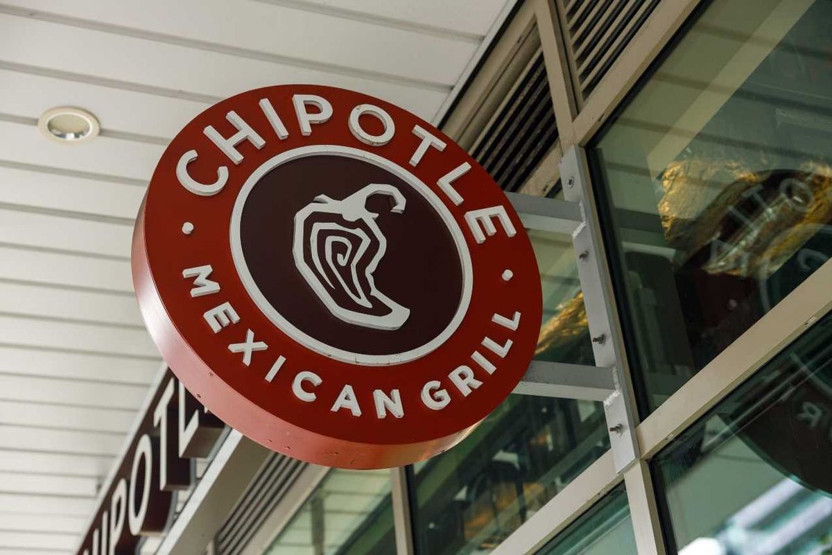 Ex-Chipotle stakeholder's donation to ICE shooter earns him harsh putdown from company