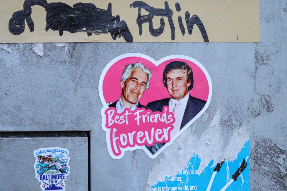 Tiny detail in report about Trump pal's Epstein ties could mean trove of new texts