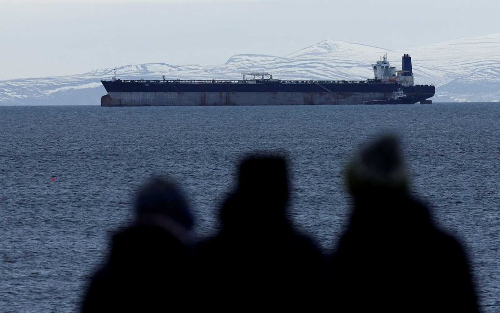 Trump accused of piracy as pair 'abducted from Scotland in middle of the night'