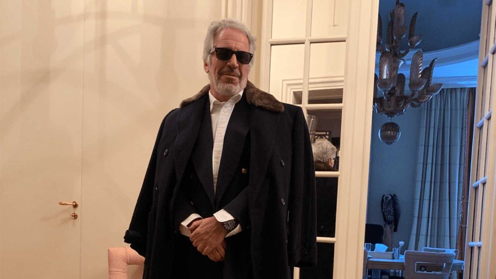 Epstein investigator tracked down and assaulted by mystery man: report