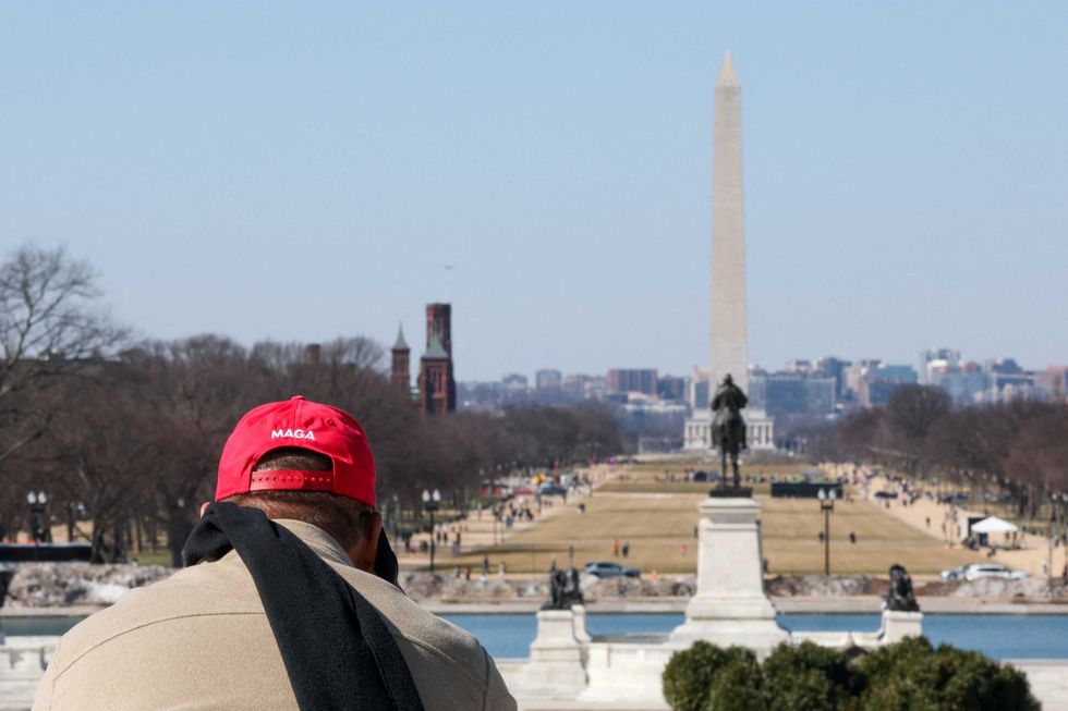 'Tragic love story': Epstein and Trump get 'Titanic' treatment with new 12-foot DC statue