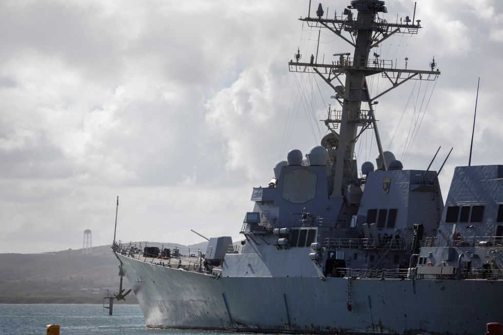 Iran threatens to attack US destroyer near Strait of Hormuz ‘within 30 minutes’: report