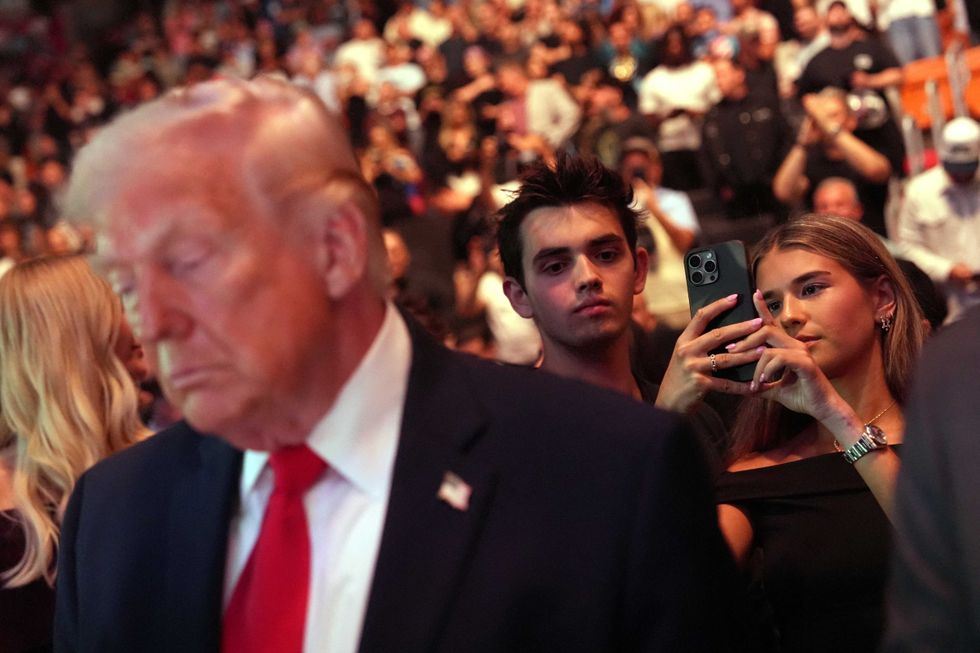 Trump's favorability sinks so low pollster forced to amend chart: 'Had to fix the Y axis'
