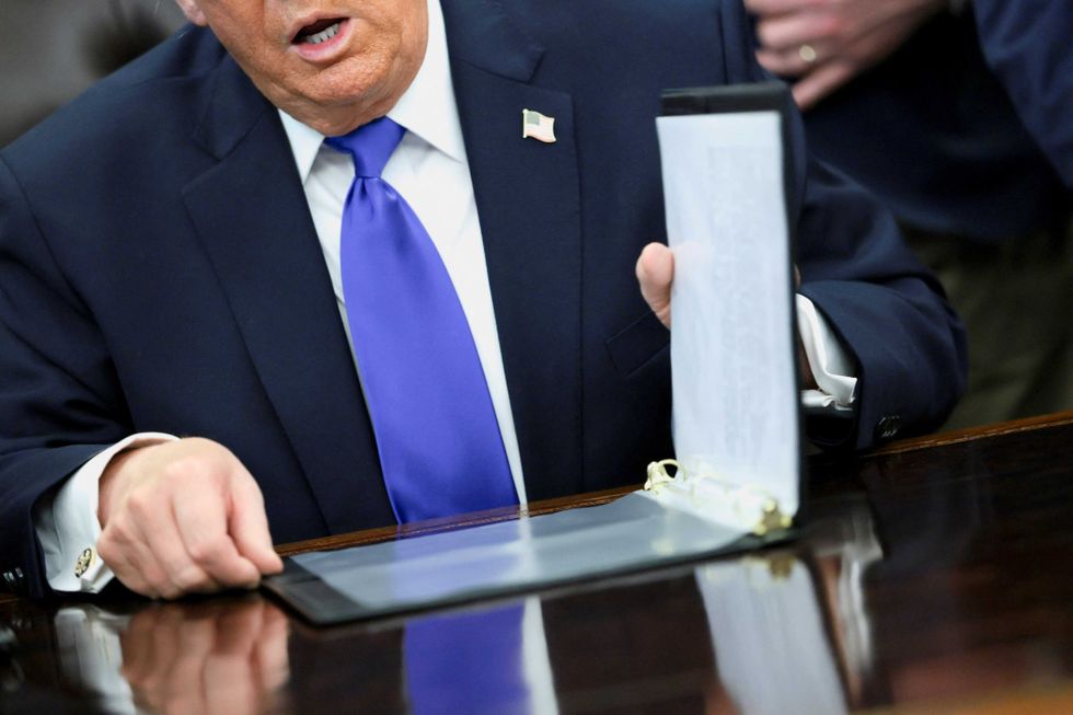 Trump sitting on 'ticking time bomb' poised to send US into 'permanent' recession: expert