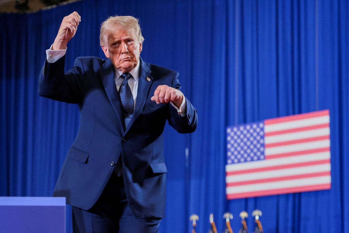Trump reveals potential replacement for artists who bailed on state fair – himself