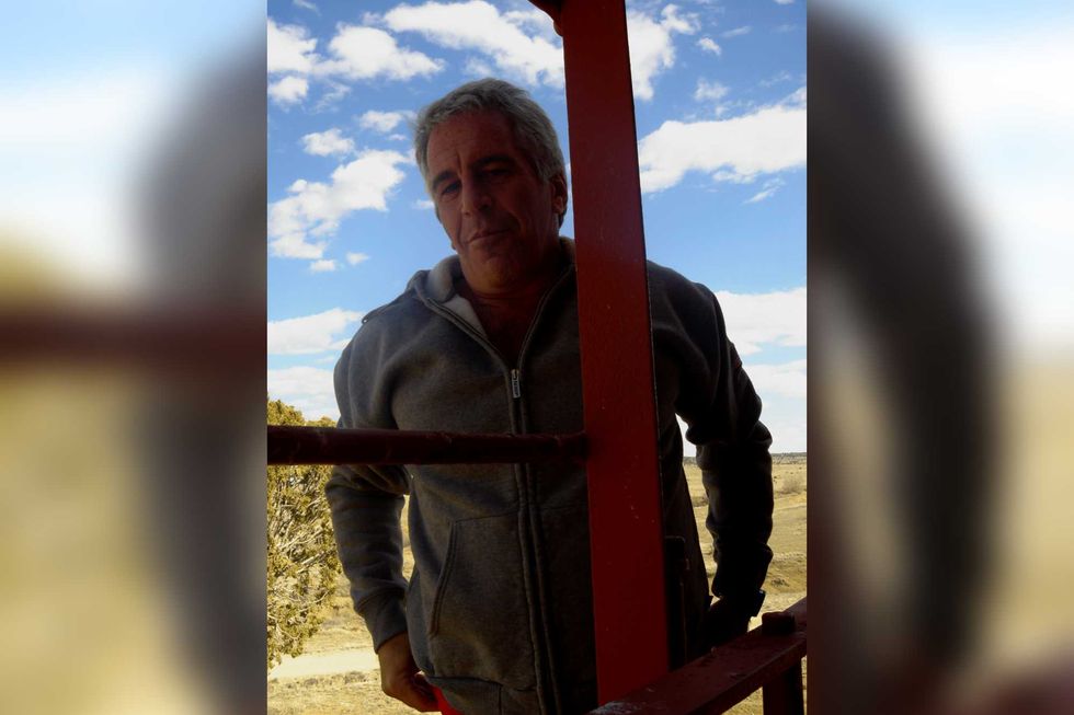 New Mexico ‘elites’ hammered for continued 'protection' of Epstein-linked prosecutor