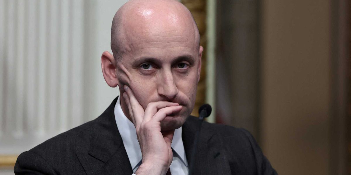 Stephen Miller's 'pained' reaction puts damper on raucous Mar-a-Lago bash: new book