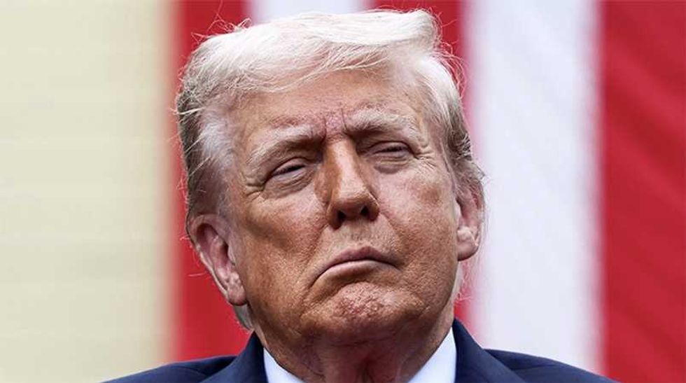 'He's obviously physically unwell': Trump's facial 'drooping' singled out on MS NOW