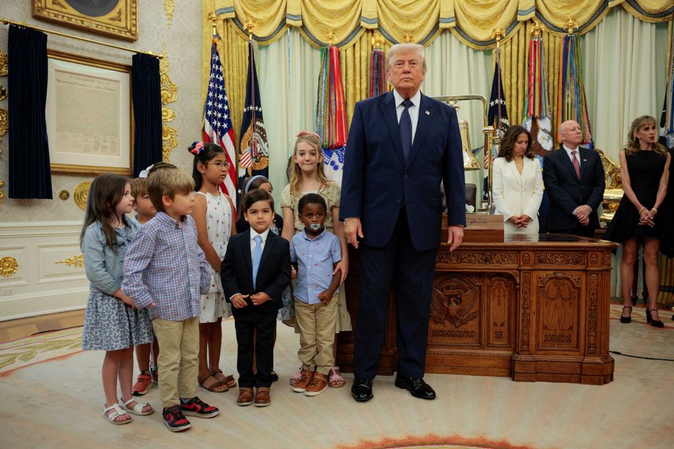 Hot mic catches Trump begging for validation after press conference