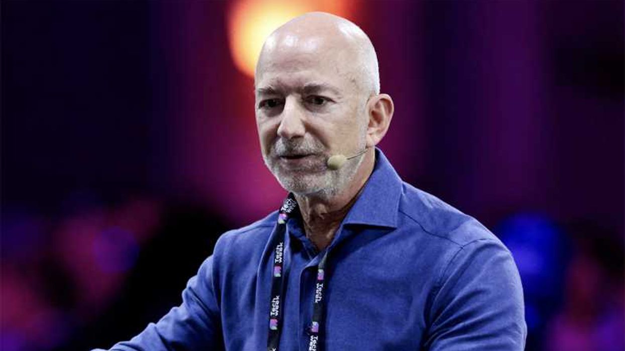 Bezos' WaPo in turmoil as top editor abruptly departs after 'total embarrassment'