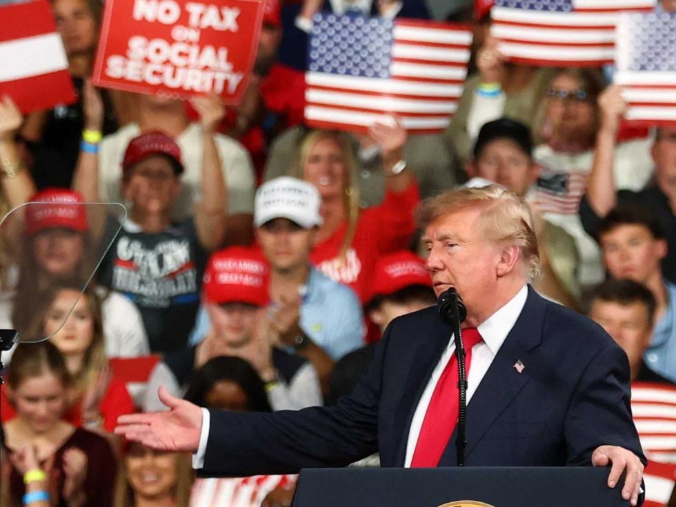 Crowd laughs as Trump revives — and mangles — his most infamous first-term insult