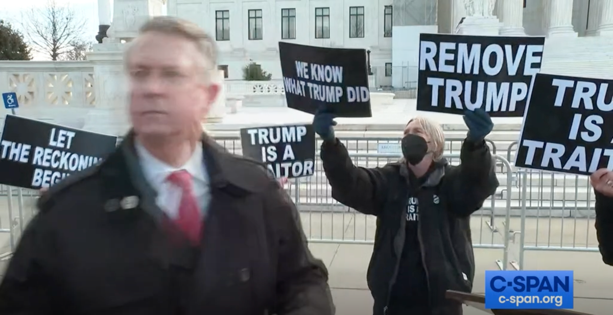 ‘You sound like an idiot’:' Anti-Trump protester schools GOP senator on insurrection