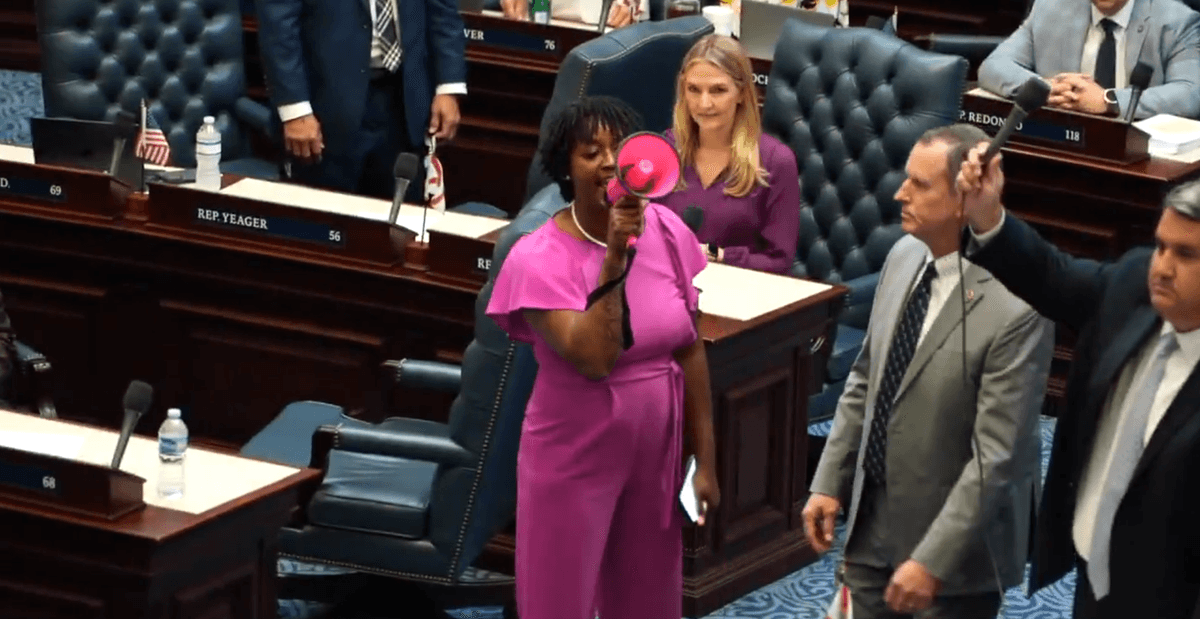 Fuming Dem armed with bullhorn derails red state legislative proceedings