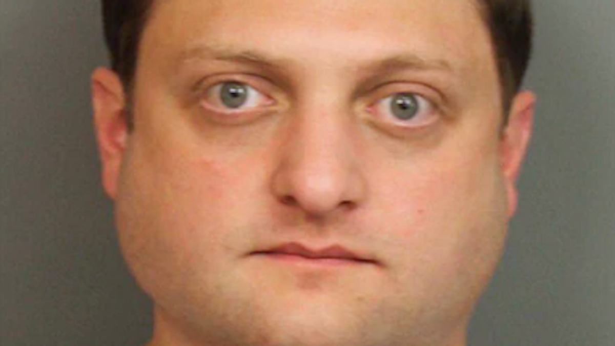 Alabama governor's staff attorney arrested for child solicitation