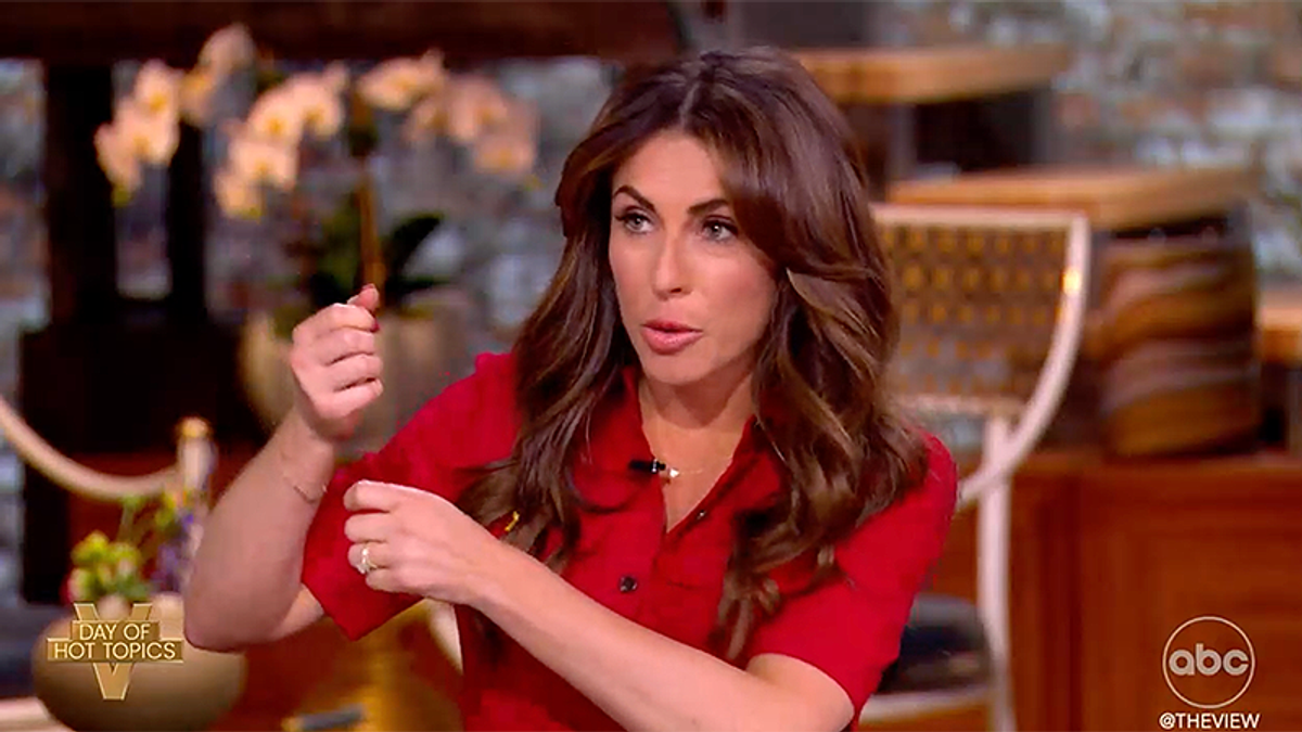 Ex-advisor would 'be leading GOP with pitchforks' if​ Dem had said what Trump just did
