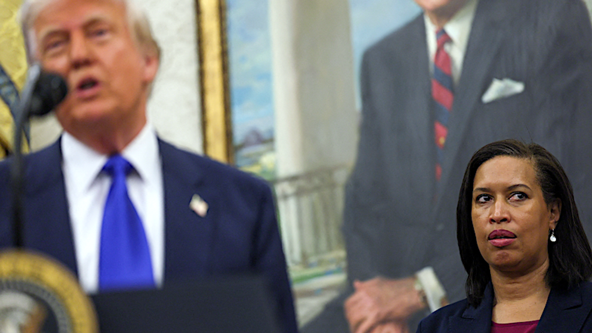 Trump turned DC mayor into a 'minimum-wage extra' at White House event: column