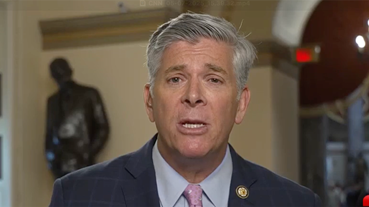 'How long can this go on?' Republican pressed after admitting Americans will feel 'pain'