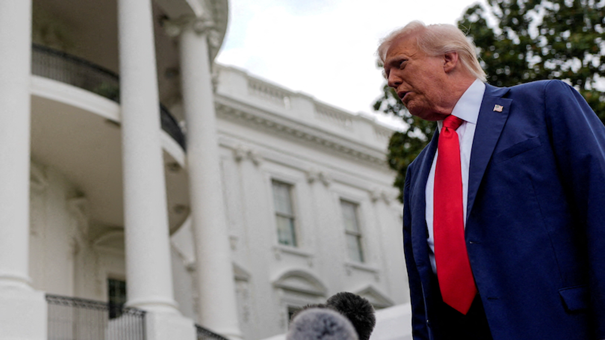 Trump 'out on a limb' with latest threat as even MAGA thinks 'he's gone too far': reporter