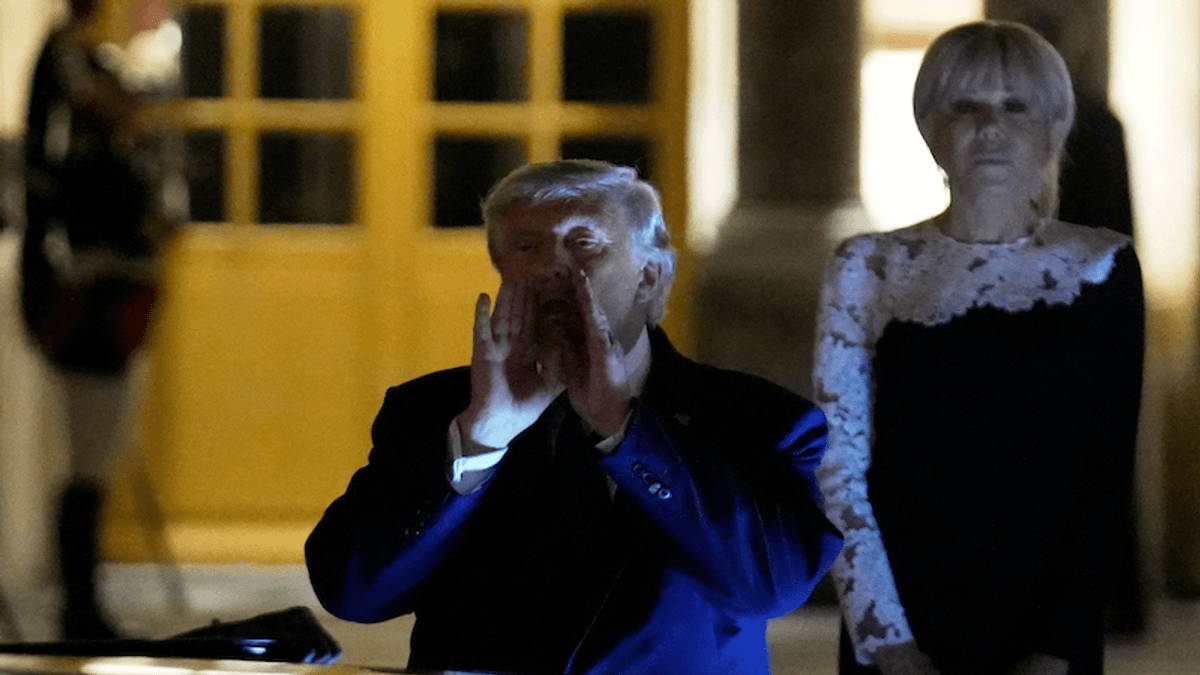 'Kind of an insult?' CNN host mocks Trump over site chosen for 'self-defeating agreement'