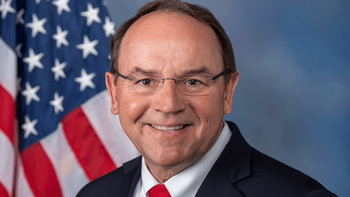 Republican hounded for weird wolf 'obsession': 'It's all he talks about'