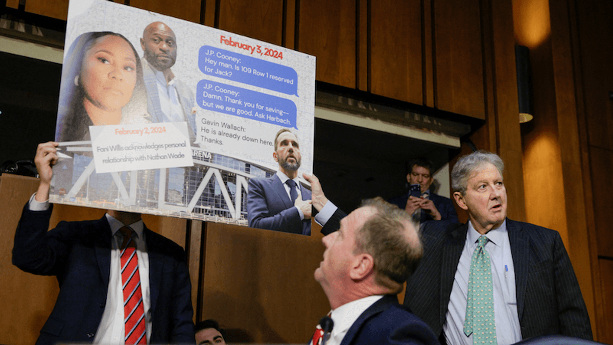 GOP senator buried in scorn as Jack Smith gotcha moment instantly falls apart