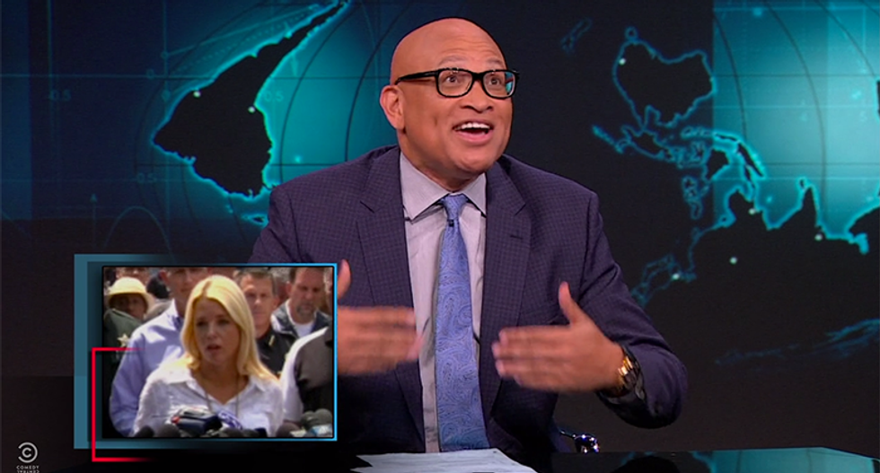 Larry Wilmore cheers Anderson Cooper’s takedown of Pam Bondi: ‘Way to do your job, man!’