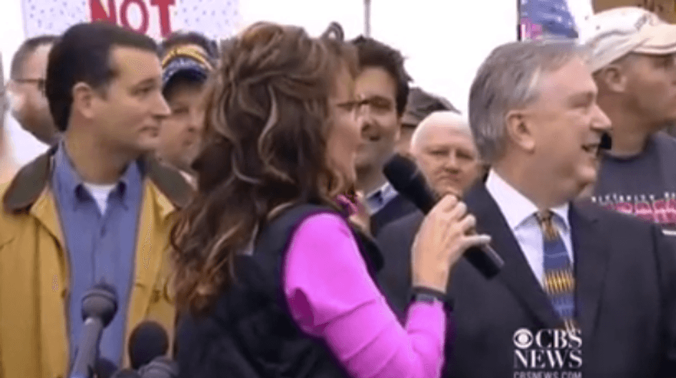 Watch heckler call Sarah Palin an idiot as she decries use of vets as political pawns