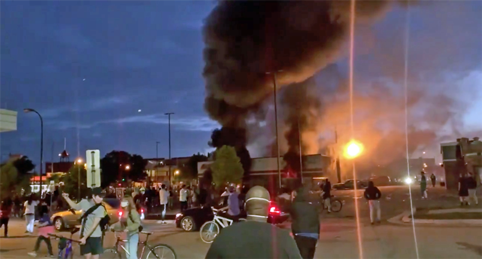 Minneapolis Indian restaurant owner expresses solidarity with protesters: 'Let my building burn'