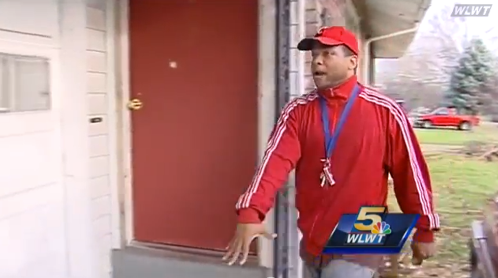 'Sovereign citizen' defies authorities and seizes 'abandoned' Ohio homes