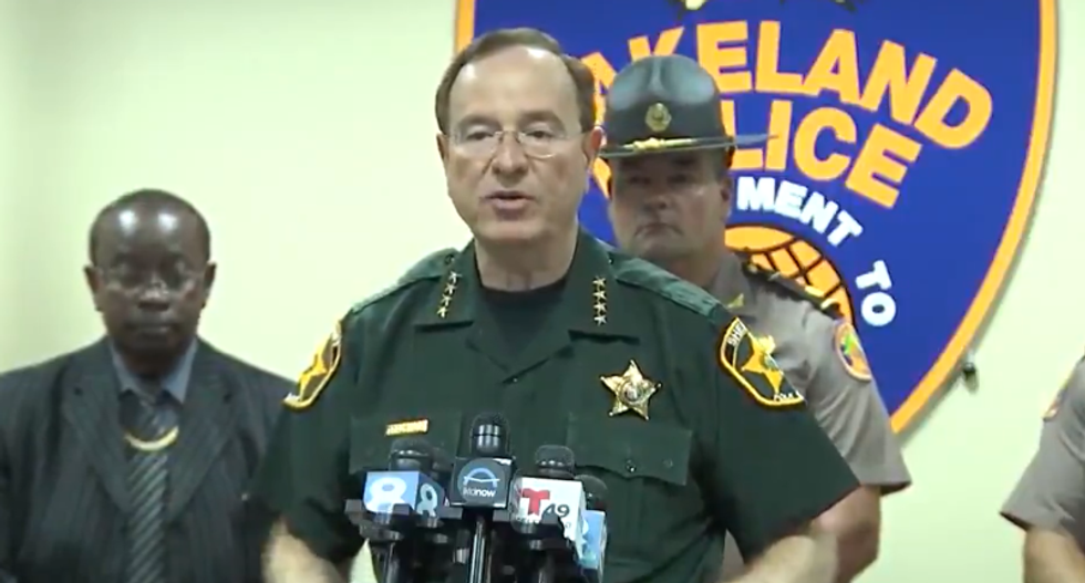 Florida sheriff praises residents for owning guns so they can shoot looters