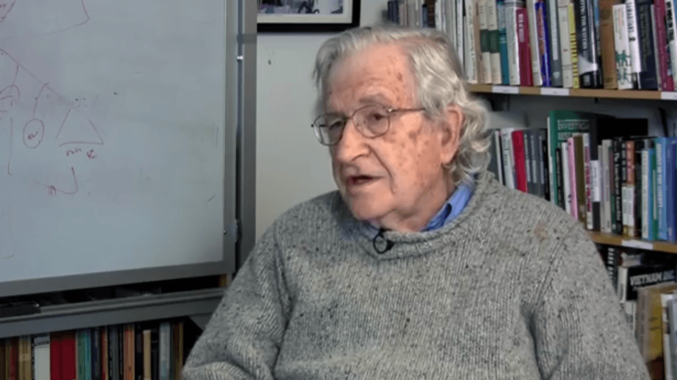 Noam Chomsky: The Tea Party is the 'petit bourgeois' face of corporate oligarchs