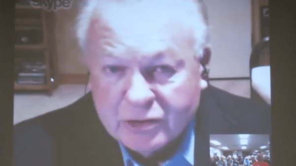 Fox News analyst tells Tea Party group he can lead a military coup against Obama