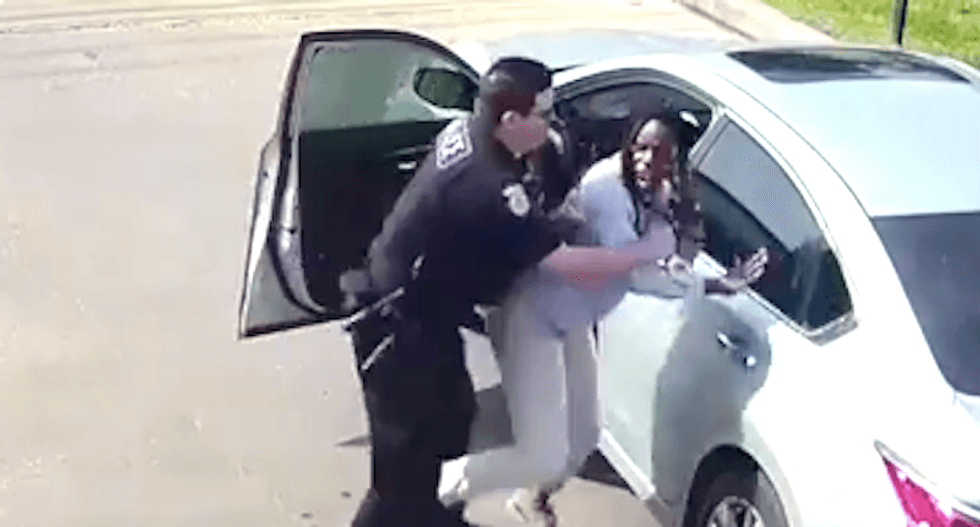 Black woman calls 911 during traffic stop because she fears Houston cop -- who then attacks her