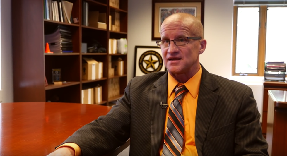 This police trainer is teaching cops to admit they're racists -- here's why