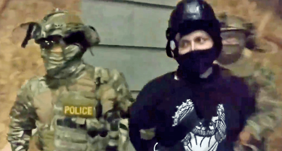 Oregon protesters are getting detained by federal agents in unmarked vehicles: report