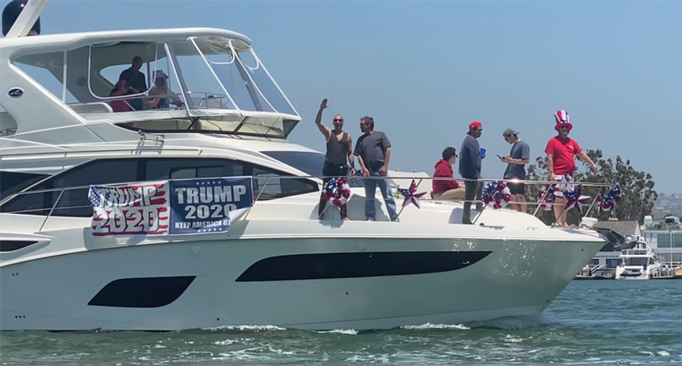 Trump rants about boaters after reporter confronts him about falling poll numbers