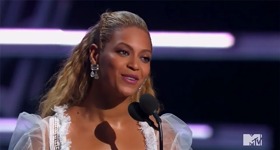 Beyonce dedicates VMA for Video of the Year for 'Formation' to the people of New Orleans