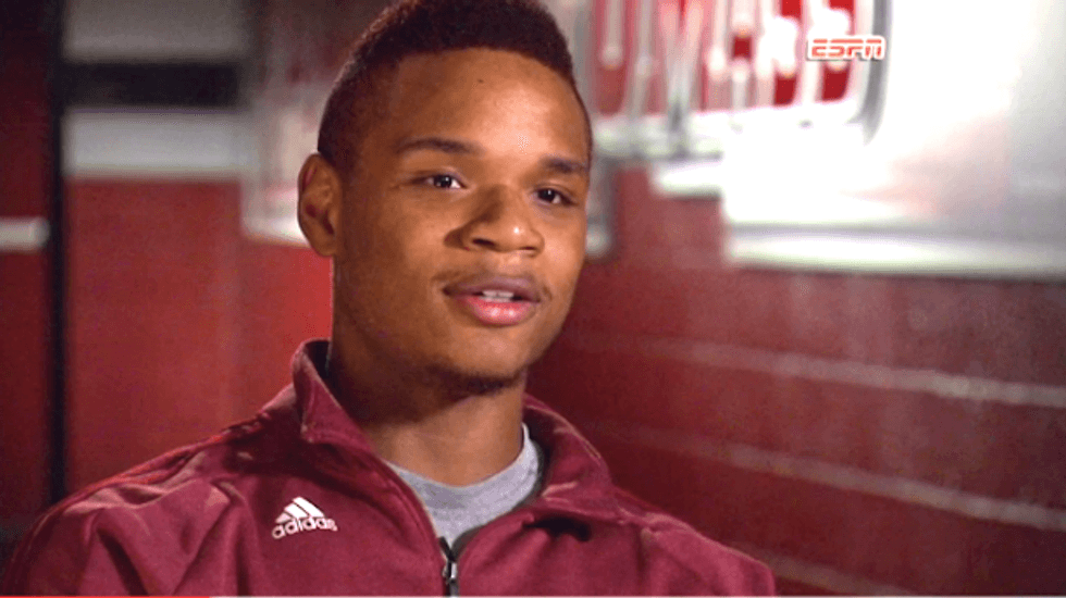 UMass guard Derrick Gordon becomes first openly gay NCAA men's basketball player
