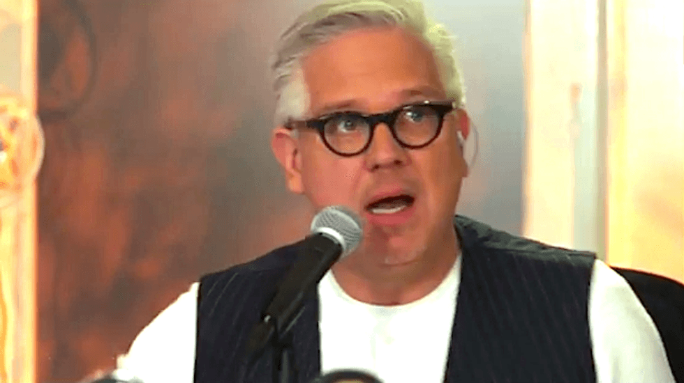 Glenn Beck: Hillary will have lesbian sex on White House desk to support gay marriage