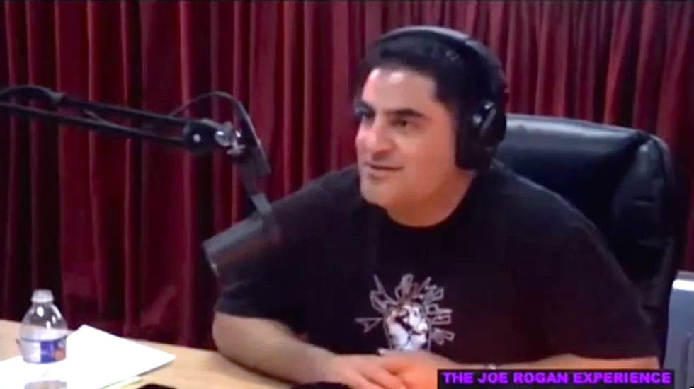 Cenk Uygur and Joe Rogan: Bundy standoff shows Hannity is a 'complete f*cking idiot'