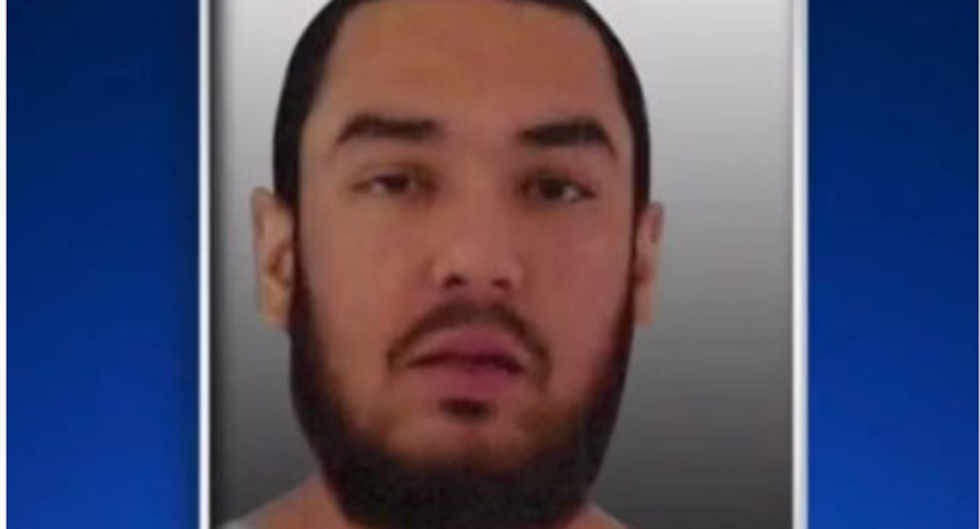 Anti-gay religious extremist arrested after accosting kids about ‘fake’ Santa Claus
