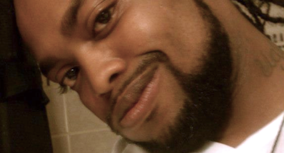 Bank calls cops on black man because they thought his paycheck was too high