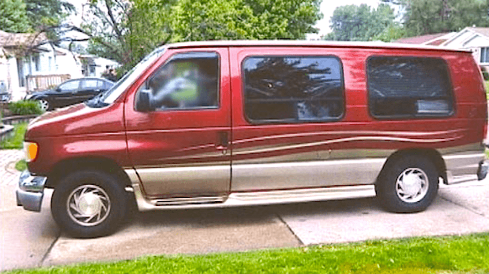 Man says Internet told him to finish AZ-to-MI drive with dead girlfriend riding shotgun