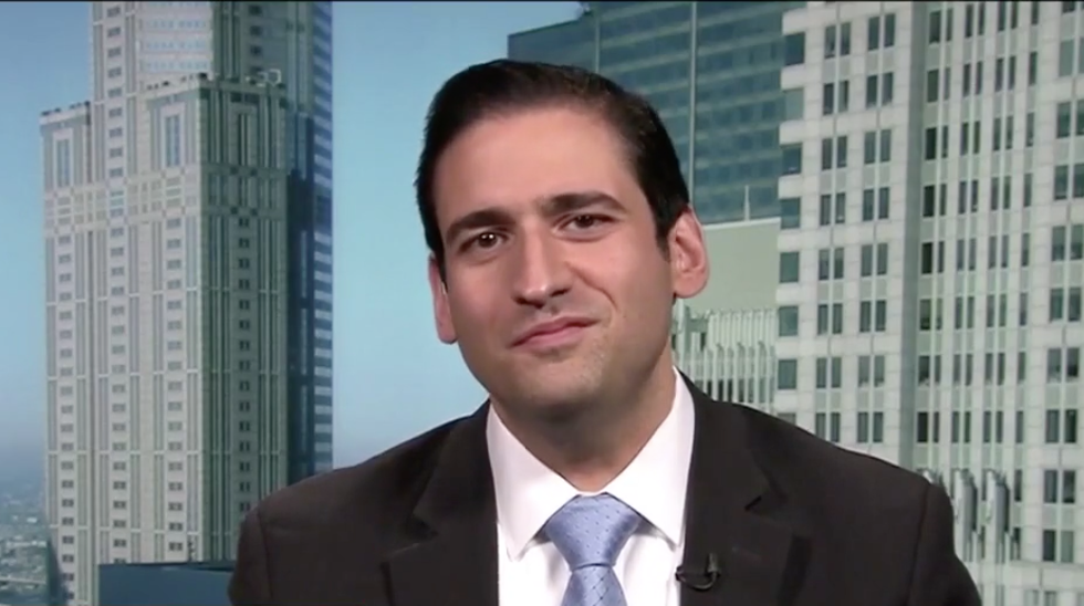 Ex-federal prosecutor: Trump team is 'playing politics' with accusations Mueller obtained emails 'illegally'