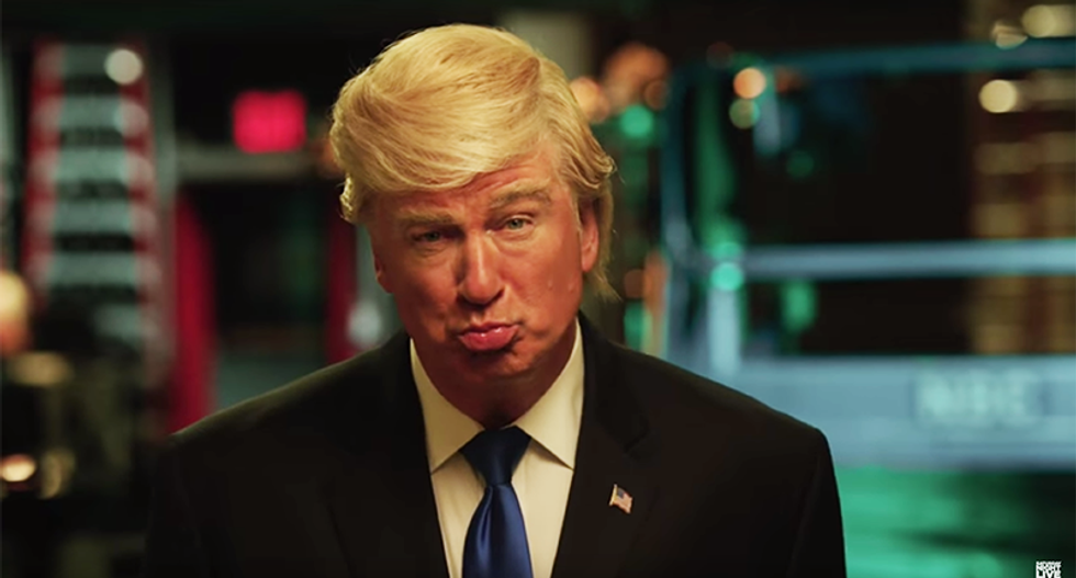 Alec Baldwin perfectly trolls Trump -- and offers to sing 'Highway to Hell' at his inauguration