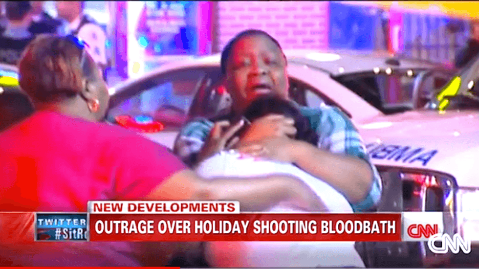 'Proliferation of weapons': Chicago police blame weak gun laws for deadly weekend