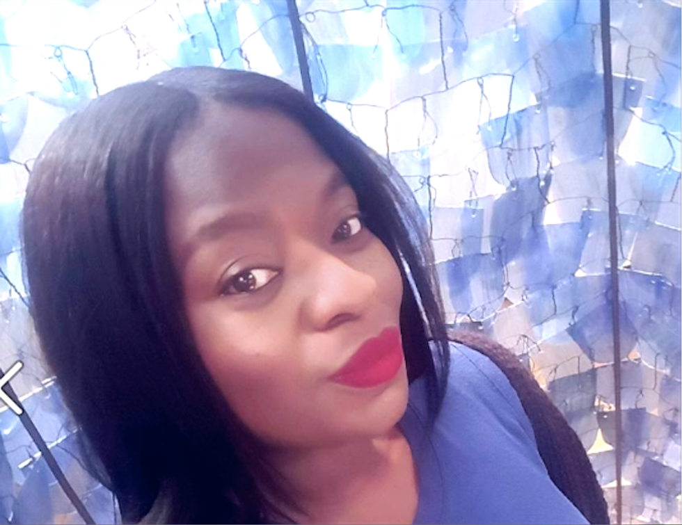 Black architect humiliated when Seattle bank refuses to believe her paycheck is real