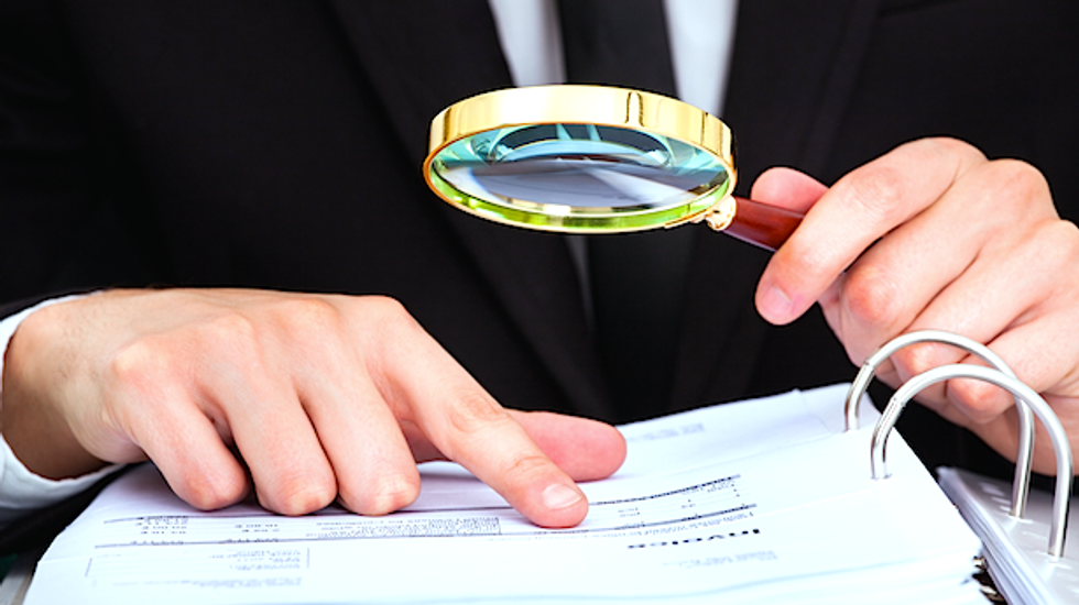 'Sovereign citizens' get 10 years for duping debtors with phony federal treasury scheme