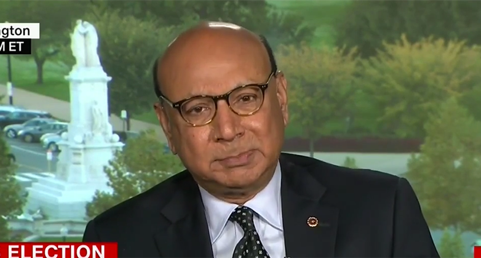 Khan dad disgusted by Trump all over again: 'How could a patriot American sit and watch this mockery?'